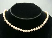 £18.00 - Vintage 50s Hand Knotted Simulated Pearl Bead Necklace