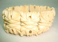 £20.00 - Vintage 30s Art Deco Intricate Carved Bone Fancy Link Stretch Bracelet